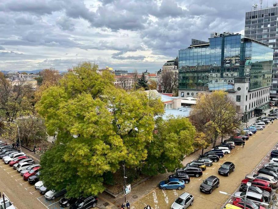 Location ! Location ! Location ! City Garden View Apartment Sófia Exterior foto